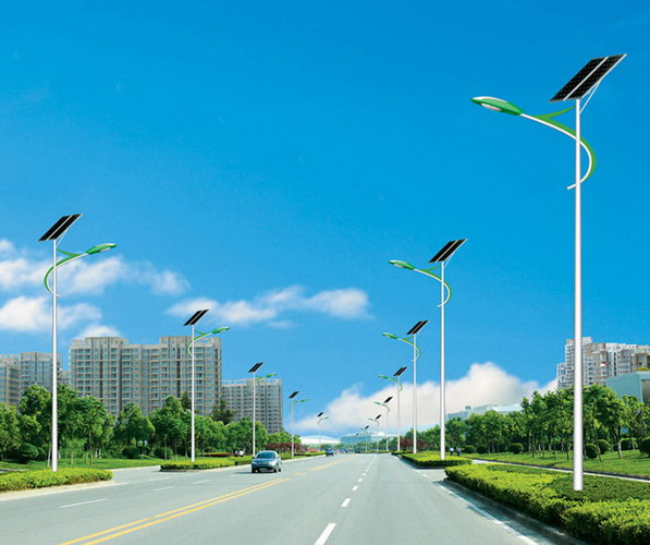 led太阳能路灯厂家接纳更美满的自动控制系统制造路灯